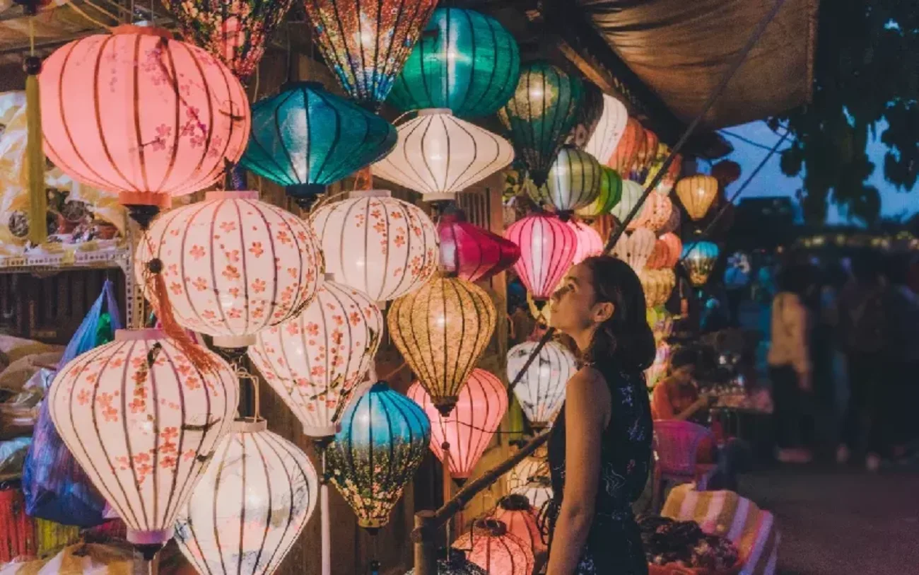 Hoi An: La Città delle Lanterne di Vietnam